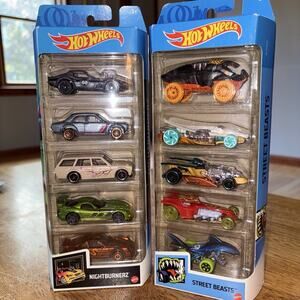 HOT WHEELS 5 Pack of Street Beasts & 5 Pack of Night Burnerz. NEW